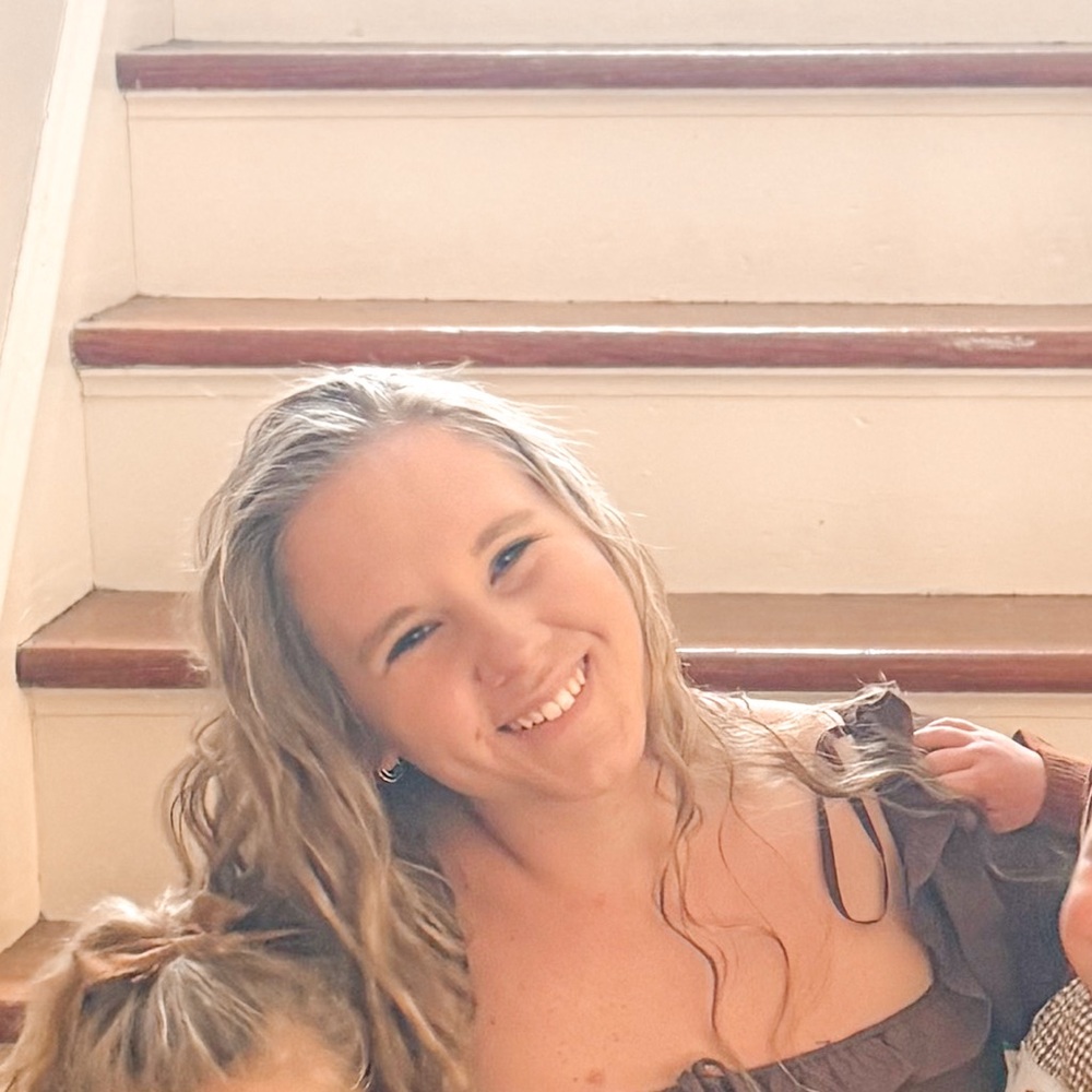 Meet your Posher, Kacey